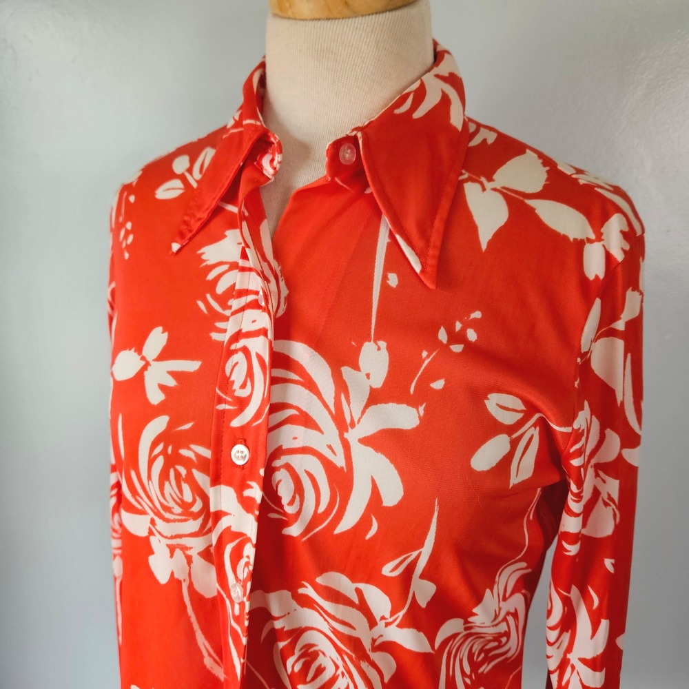Vera Neumann Vintage 70s Orange Red White Rose Floral Dagger Collar Blouse M - Picture 3 of 8
